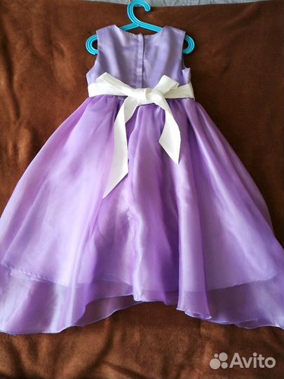 Платье нарядное