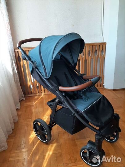 Прогулочная коляска tomix