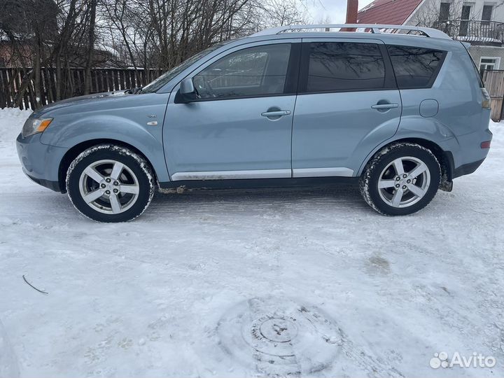 Mitsubishi Outlander 3.0 AT, 2007, 137 000 км