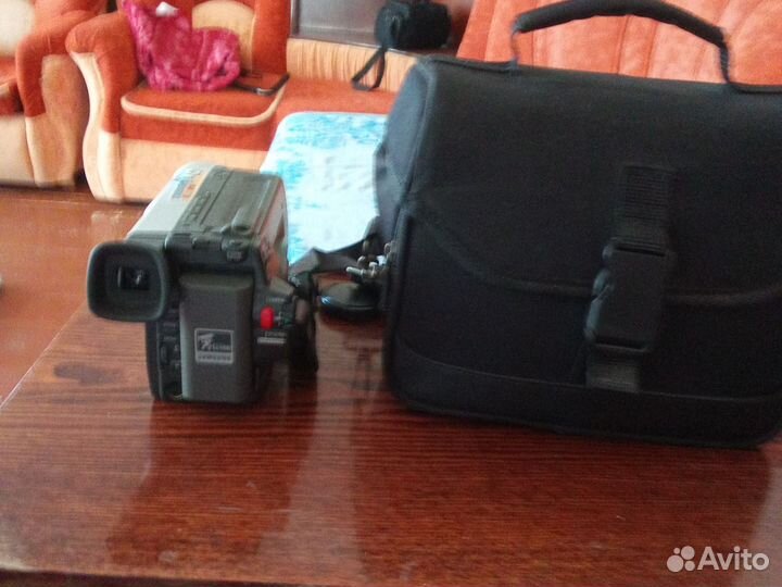 Видеокамера. Самсунг