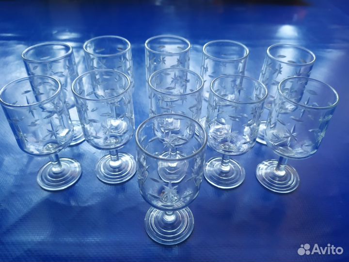 Рюмка на ножке СССР и с рисунком