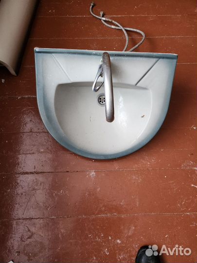 Раковина бу