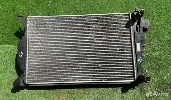 Радиатор (основной) Audi A4 1.8 2001