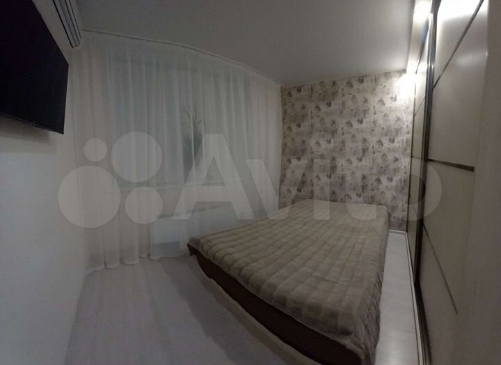 2-к. квартира, 40 м², 8/24 эт.