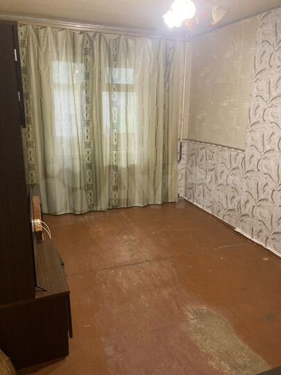 1-к. квартира, 42 м², 1/9 эт.