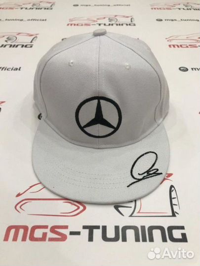 Кепка Mercedes с прямым козырьком белая Petronas