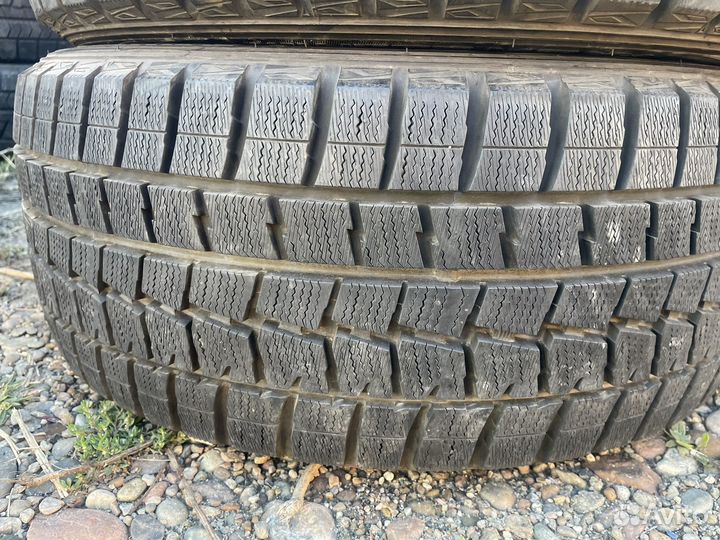 Dunlop Winter Maxx WM01 235/45 R17