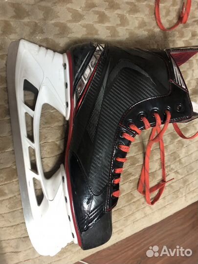 Хоккейные коньки bauer
