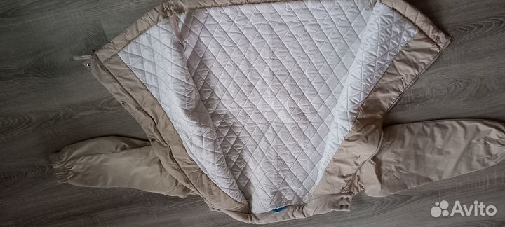 Спортивная утеплённые куртка