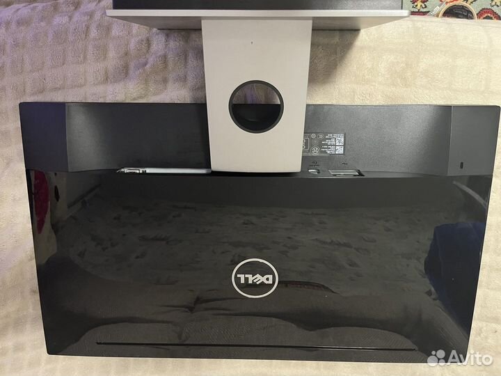 Монитор Dell 24 дюйма