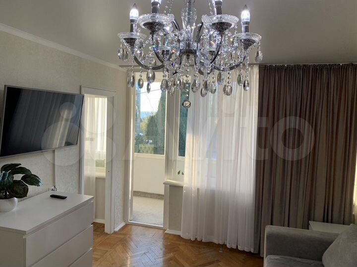 2-к. квартира, 50 м², 5/5 эт.