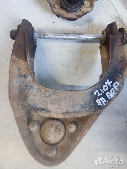 Рычаг передней подвески 2107