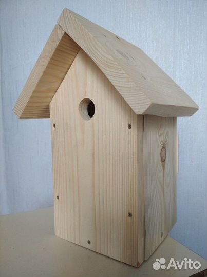 Домик для птиц. Кормушки для птиц