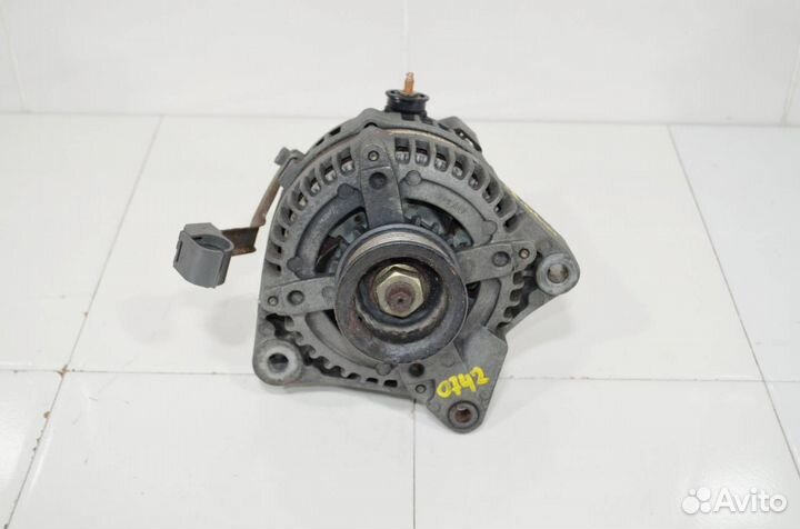 Генератор Toyota Sequoia UCK35/45 2000-2007