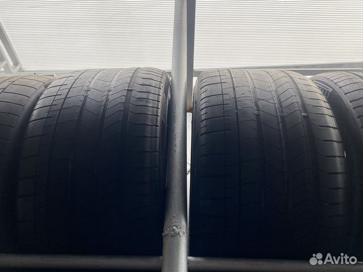 Pirelli P Zero II 315/30 R22