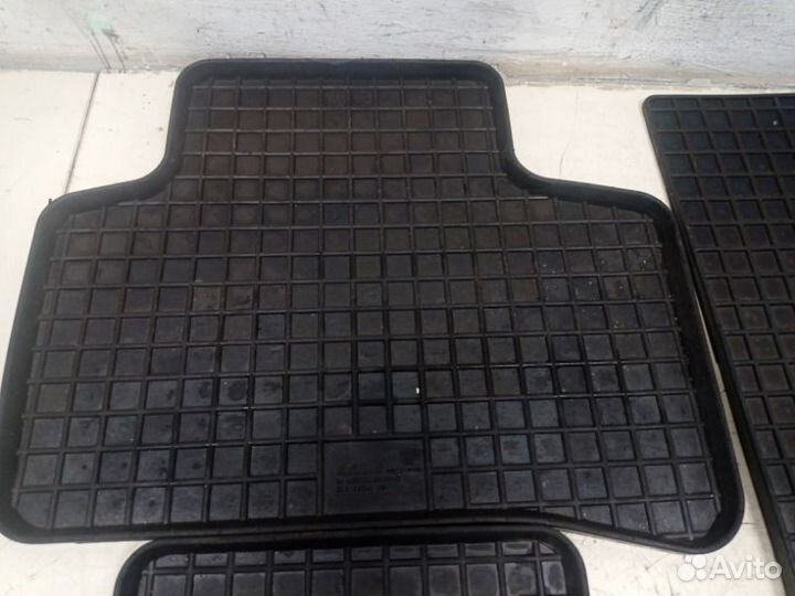 Коврики салона к-кт Mercedes-Benz Glk Х204 M272