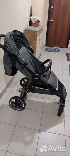 Прогулочная коляска всесезонная