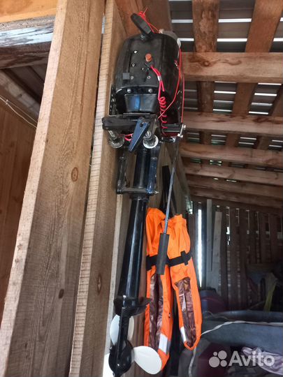 Продам лодочный мотор 2.0 с лодкой пвх