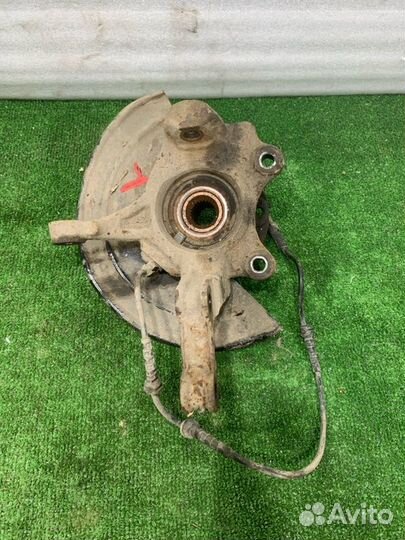 Кулак поворотный передний Renault Duster универсал