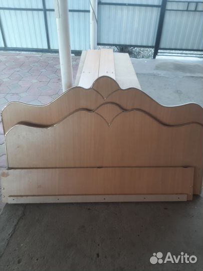 Кровать 140 на 190