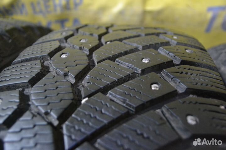 Continental ContiIceContact 215/70 R16