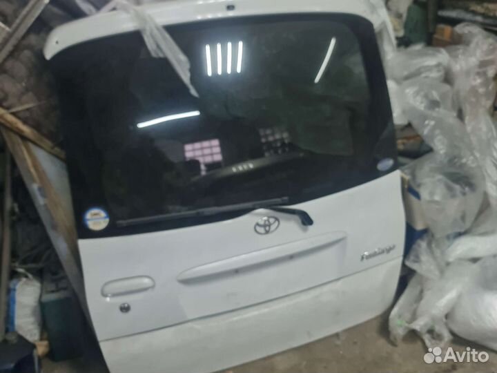 5Дверь багажника toyota funcargo