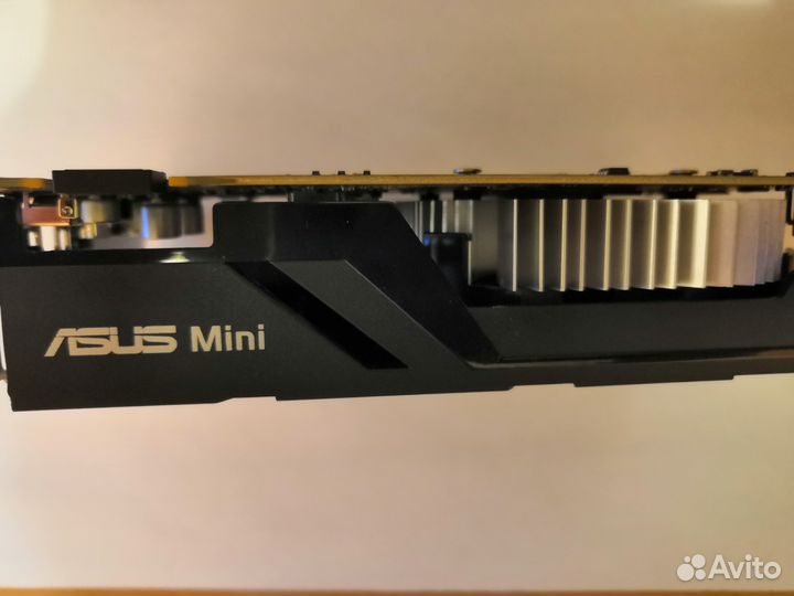 Продаю видеокарту asus GeForce GTX 950 Mini