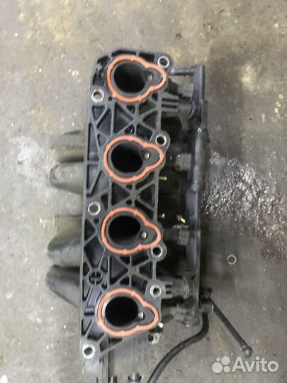 Коллектор впускной рено логан 1 восьмиклапаный