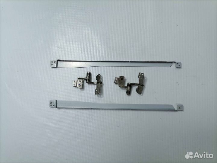 Петли для Samsung R540