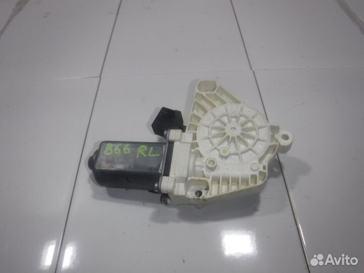 Моторчик стеклоподъемника Mercedes W221 S Class