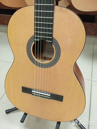 Классическая гитара Casha CGC200
