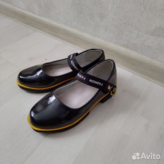 Туфли для девочки 32 размер