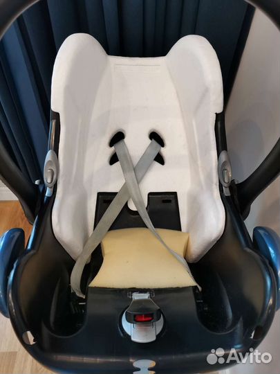 База Easyfix Maxi-Cosi с люлькой cabriofix isofix