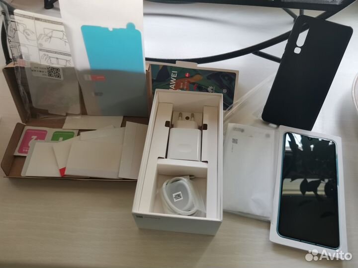 HUAWEI P30, 6/128 ГБ