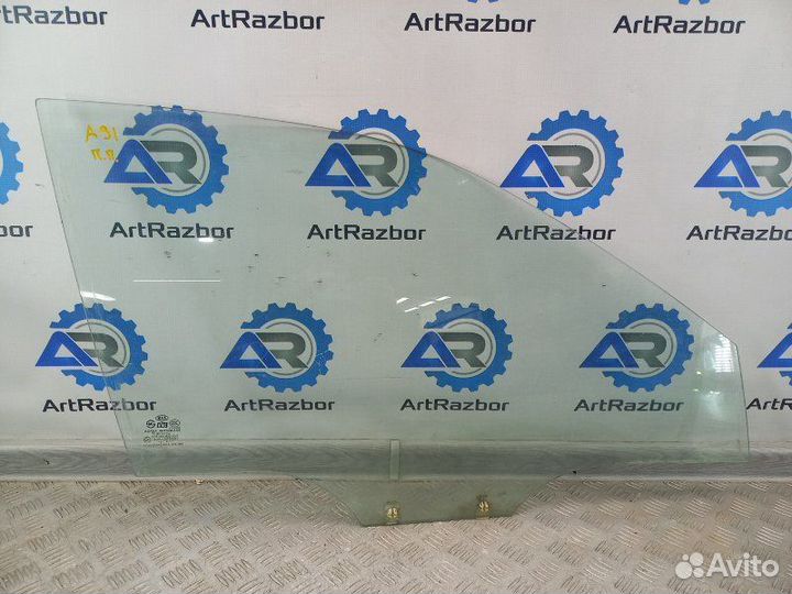 Стекло двери передней правой Kia Spectra/Sephia