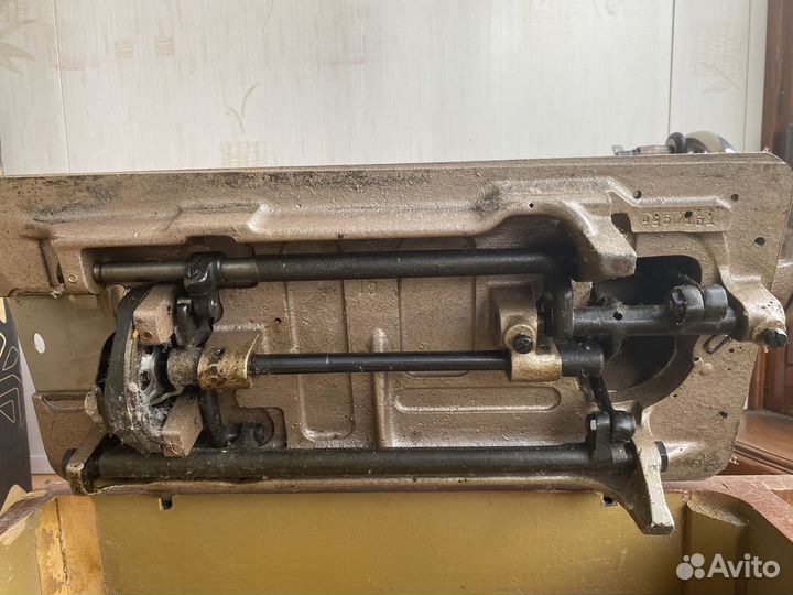 Швейная машинка 