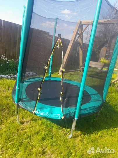 Детский батут с сеткой