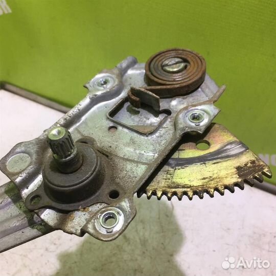 Стеклоподъемник механ. задний левый Тойота Корол