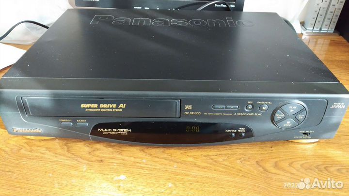 Видеомагнитофон Panasonic NV-sd300am
