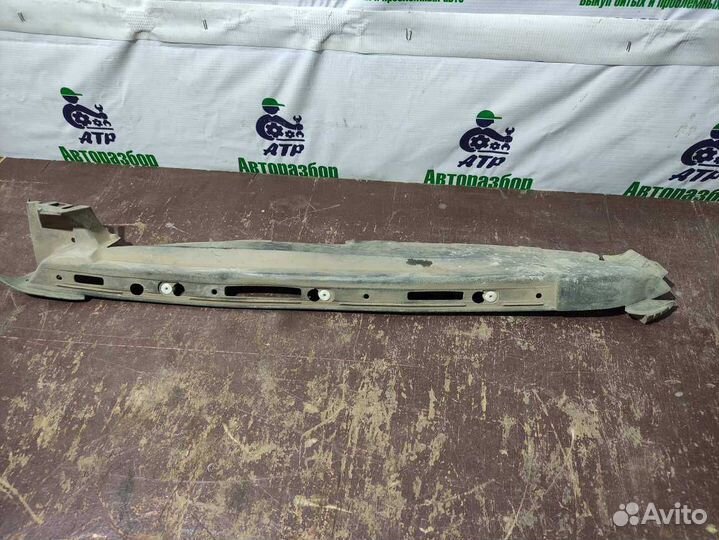 Пыльник крыла правый Toyota Land Cruiser Prado