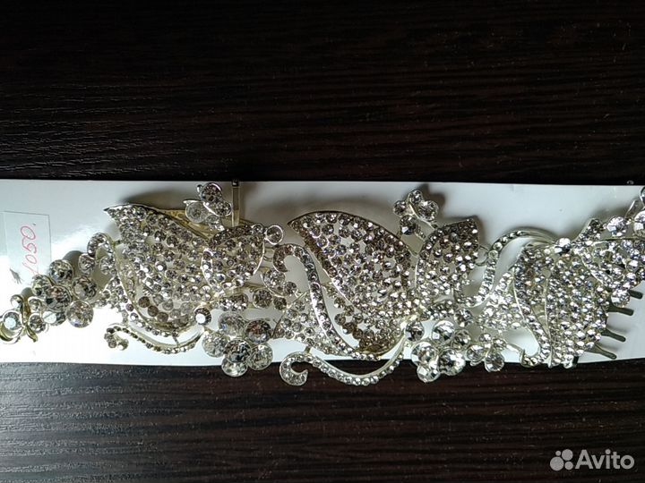 Заколка-аксессуар