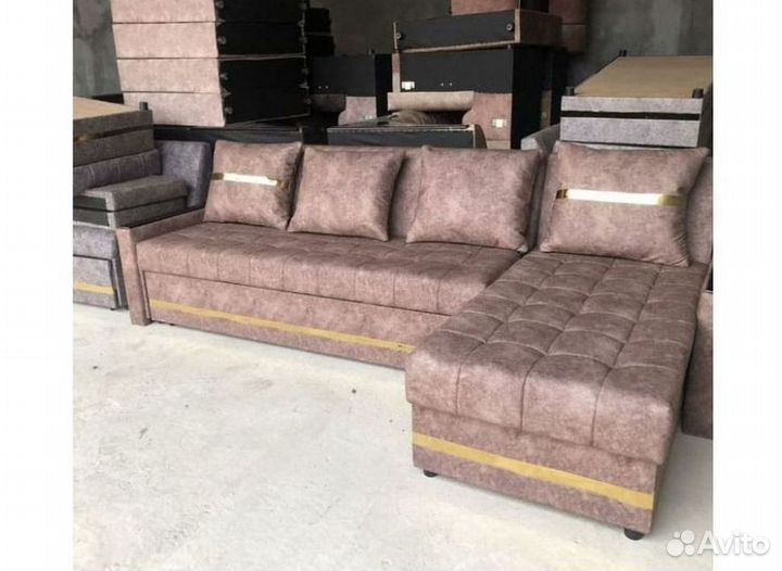 Диван угловой раскладной в наличии