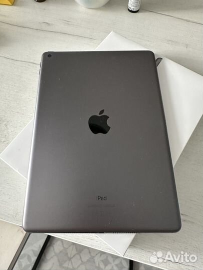 Apple iPad 8 wifi 32gb