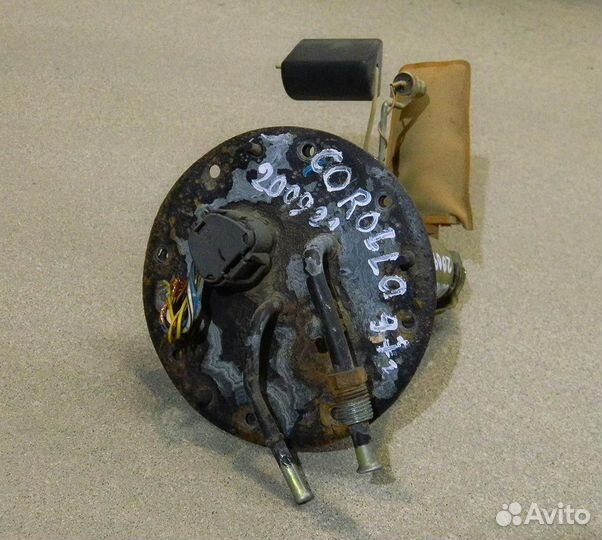 Насос топливный Toyota Corolla Е110 1.3