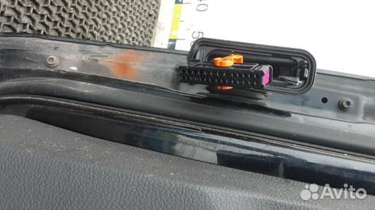 Дверь передняя правая volkswagen jetta 5 (NML13E20