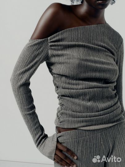 Лонгслив zara S