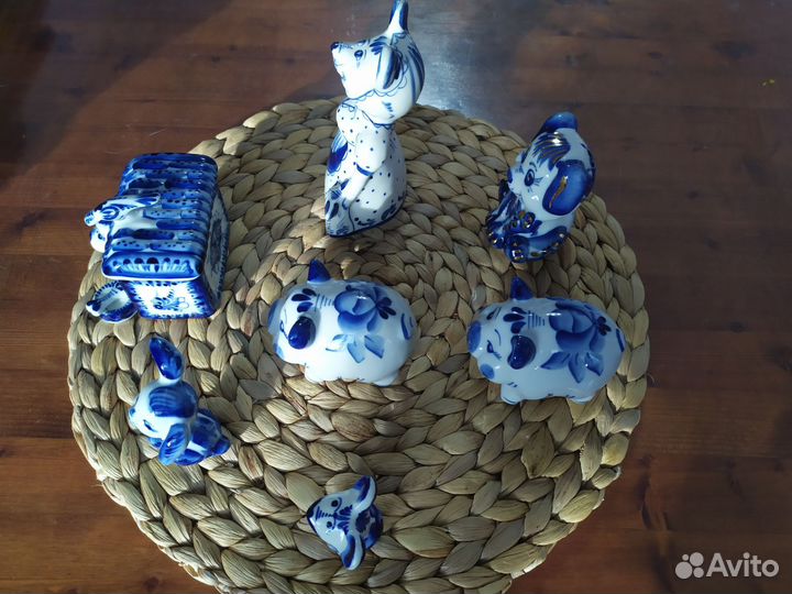 Фигурки Гжель