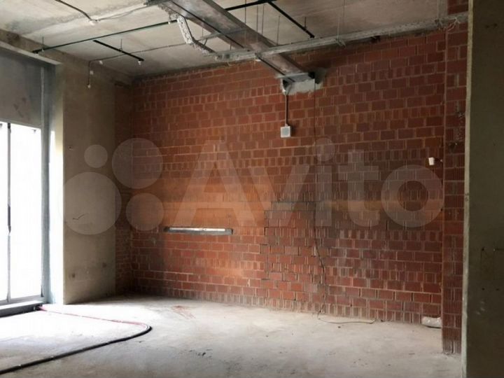 Сдам торговое помещение, 161 м²