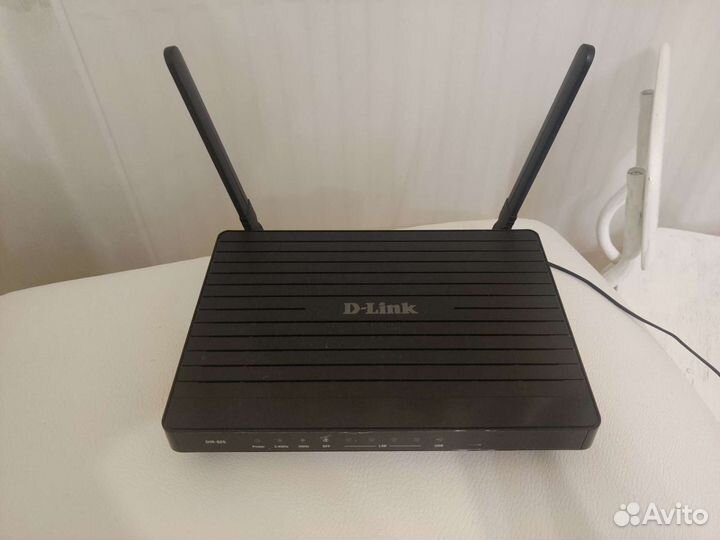 Wi-Fi роутер D-link DIR-825/ACF