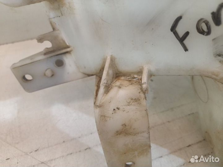 Бачок омывателя Toyota Fortuner 2 2015-2023